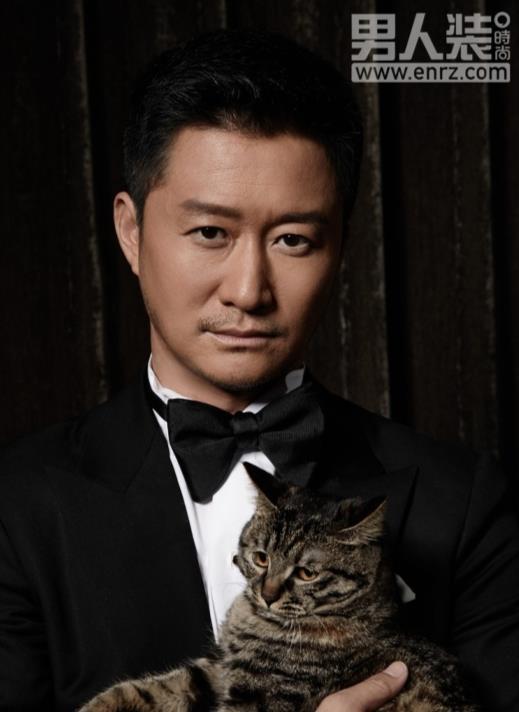 吴京的生活照,硬汉背后的生活日常